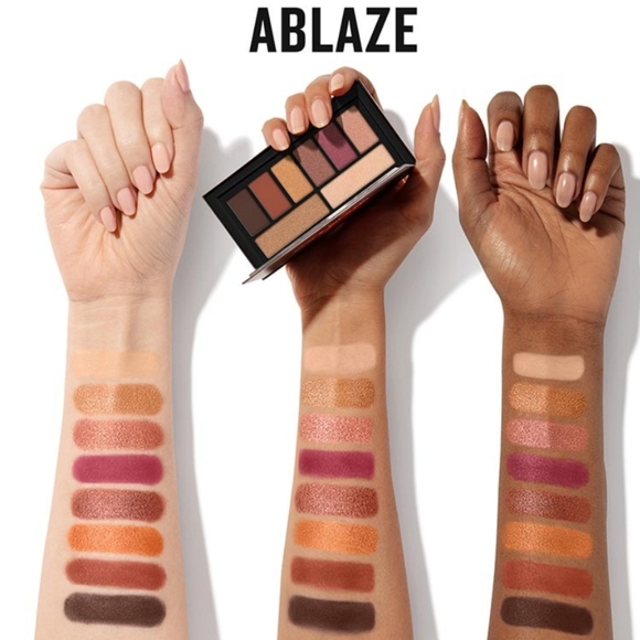 SMASHBOX Cover Shot Eyeshadow Ablaze - Picture 2 of 7